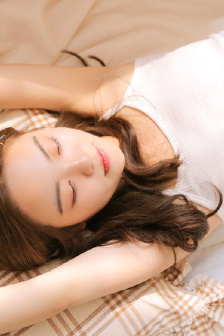 男生捏女生小兔兔动漫